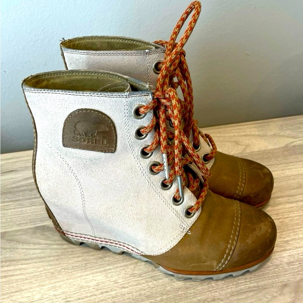 Sorel Lexie Boots